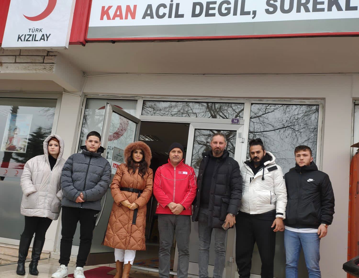 İYİ PARTİLİ KADER KILIÇ’TAN DEPREMZEDELER İÇİN DESTEK