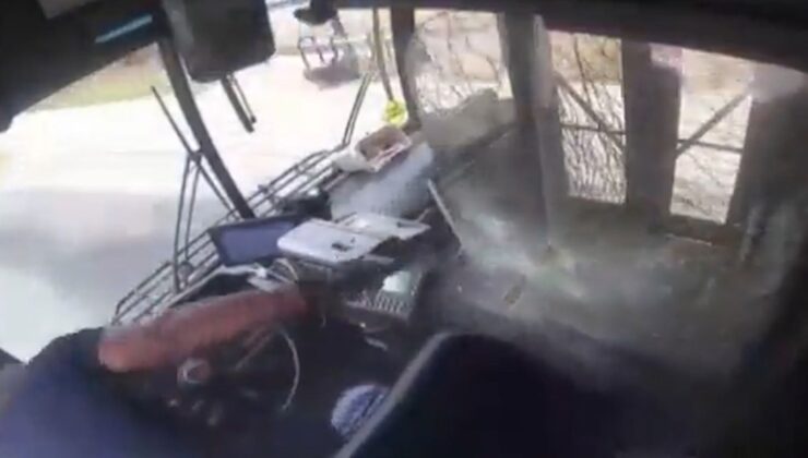 Yeni Videoda Otobüste Vahşi Çatışma Görülüyor, İki Kişi Yaralandı