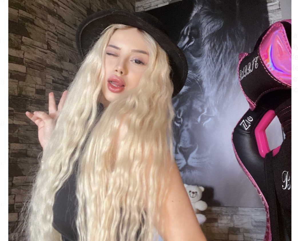 Tuana Ceren Acar Yayıncılık Rekorları Kırıyor…