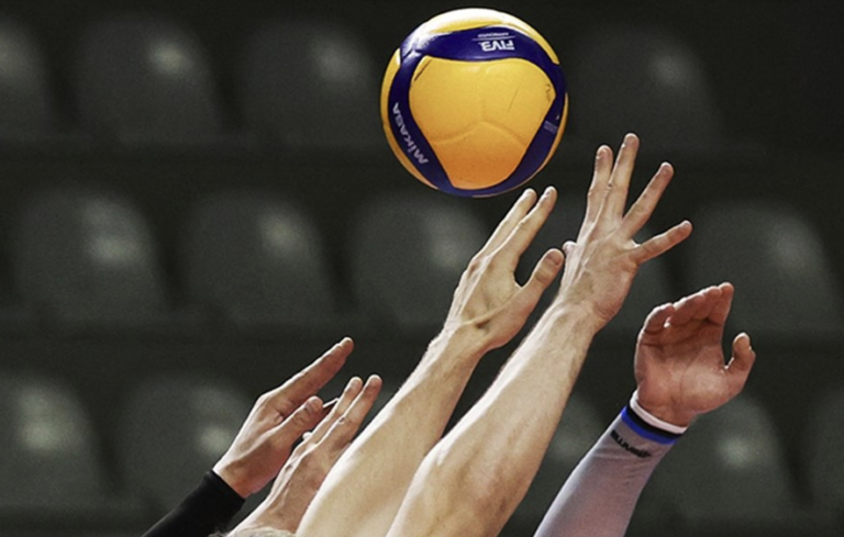 SMS Grup Efeler Ligi’nde Voleybol Şöleni Başladı!
