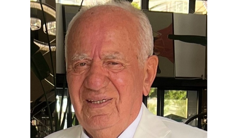 Eğitimci Aydın Özyar vefat etti